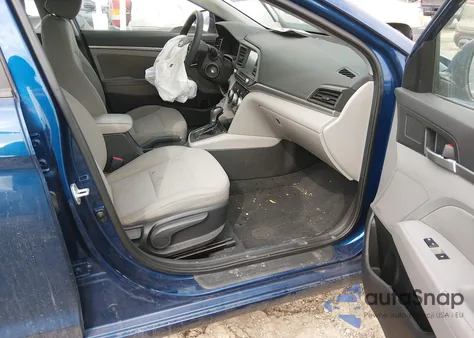 2019 Hyundai Elantra Sel z USA, uszkodzony, nr VIN 5NPD84LFXKH470656